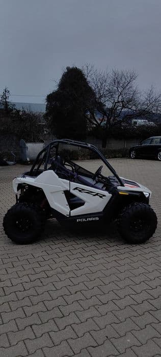 Polaris rzr 200 efi intretinut