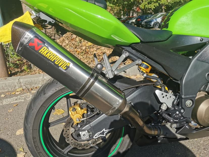 Kawasaki NINJA ZX10R 2004