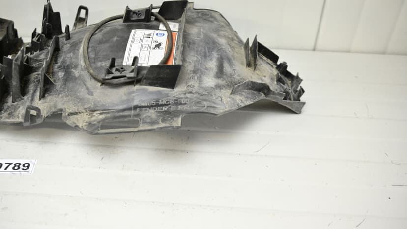 Honda VFR1200F 2010 Aparatoare spate codita plastic undertail