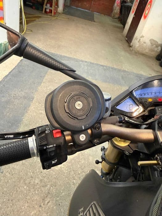 Honda CB1000R ABS – 2015 – 36.544 km – Suspensie Öhlins, Quickshifter