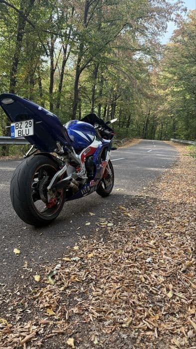 Vand Yamaha r1 2001 Carburatie