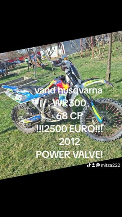 Vând Husqwarna WR300