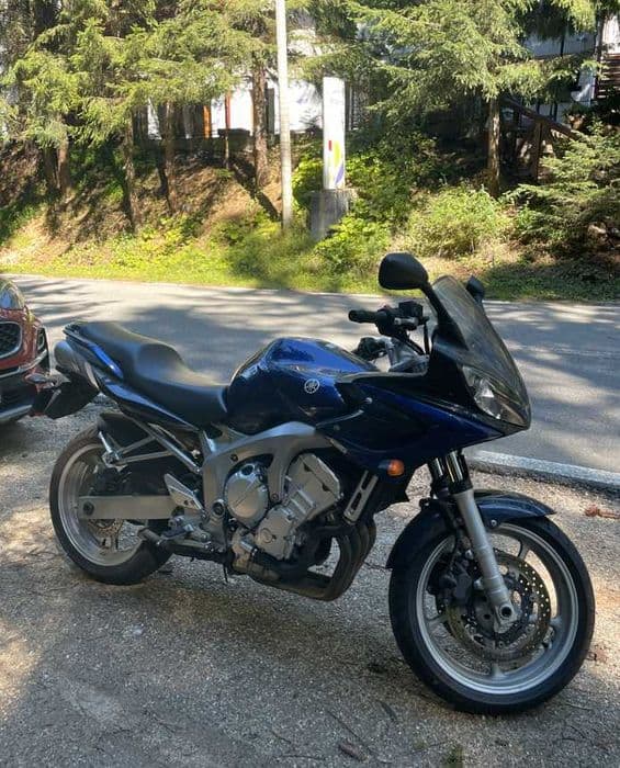 Yamaha FZ6 Fazer 600 | 2005 | 50.000 km | Cutii GIVI | Revizie recentă