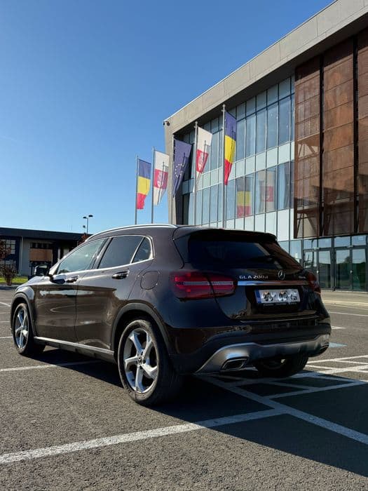 Mercedes GLA 200d