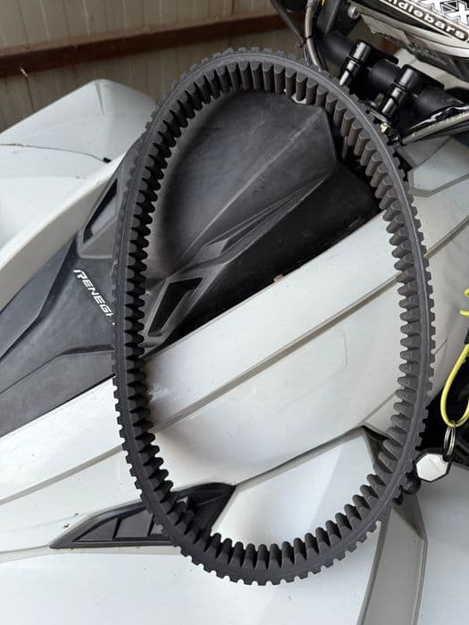 Curea redline can am renegade outlander impecabila 30R3750