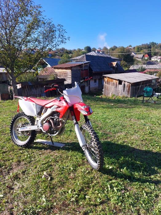 De vanzare cross honda crf 250R