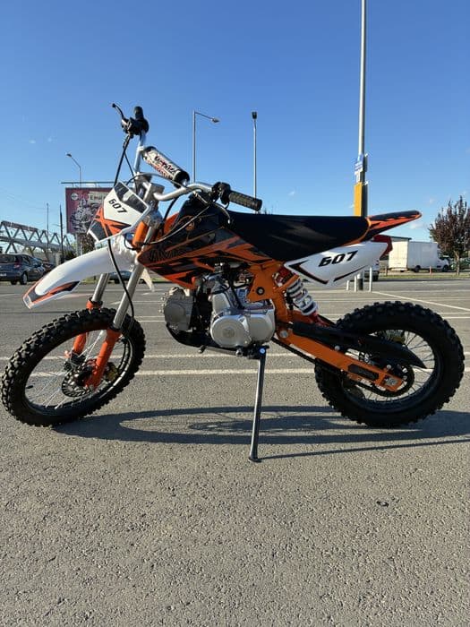 Motocross / Dirt Bike MMX 125cc 4T – aproape nou
