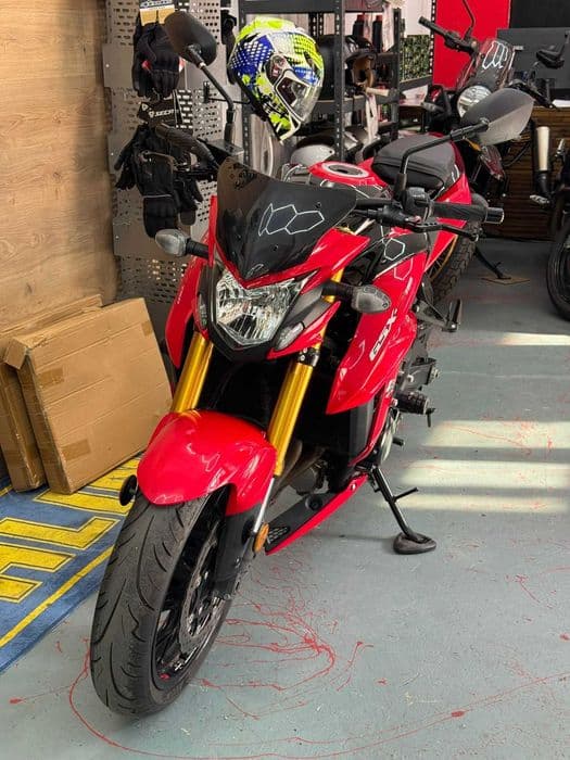 Suzuki GSX-S 750 2022 -GARANTIE-