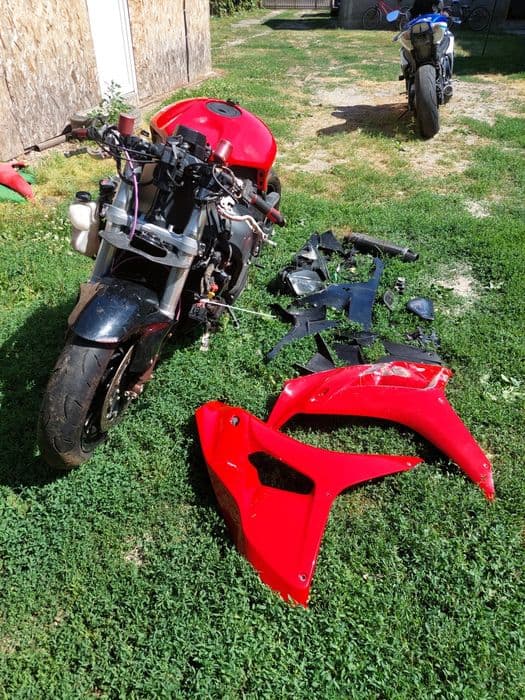 Vand Piese Honda CBR 1000RR    2006