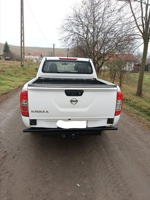 Vând Nissan Navara 2016