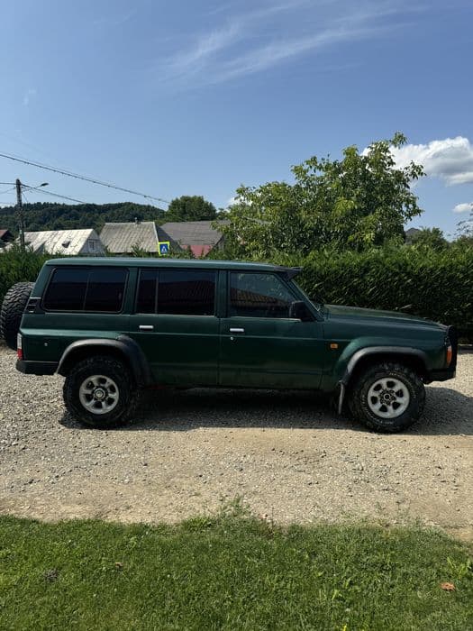 Nissan Patrol y60