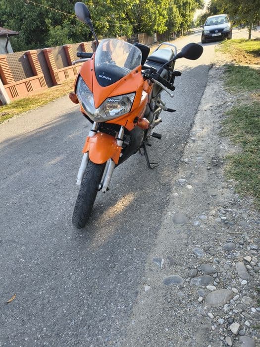 Vand sau Schimb cu cross Honda Cbr 125