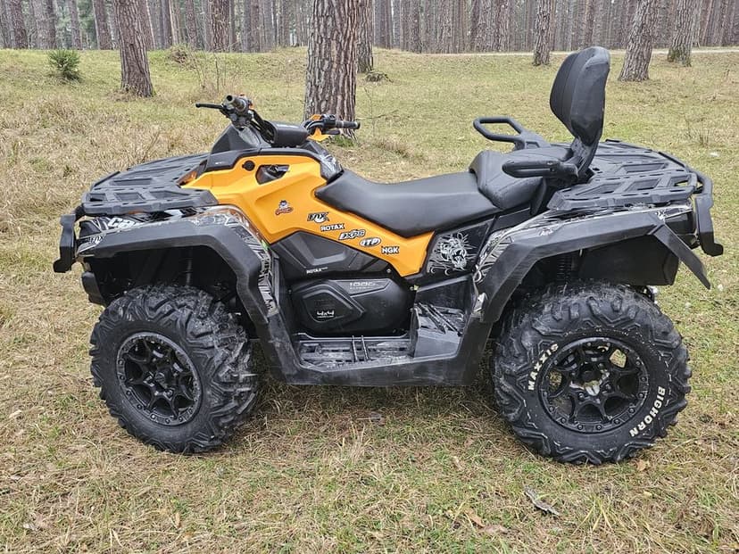 Can-am outlander max 1000