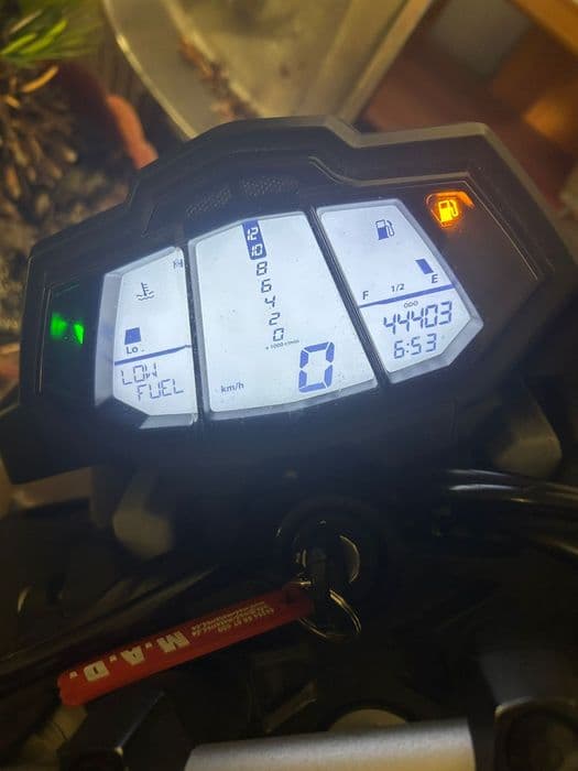 Motocicleta Yamaha MT 125 limitată A1