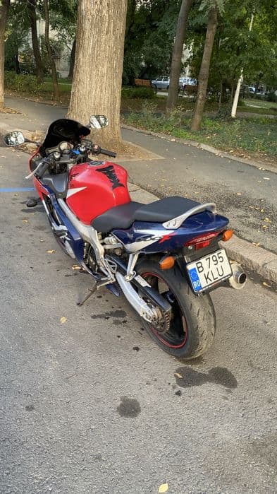 Honda CBR 600 F4i