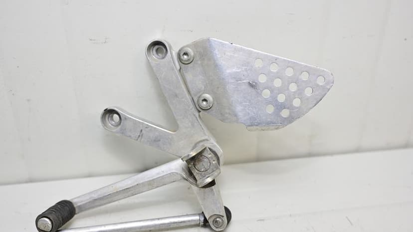 Suport Pedala Schimbator Viteza Cu Tija Honda CBR900RR 1998 - 1999