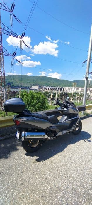 Honda SilverWing 400 maxiscooter