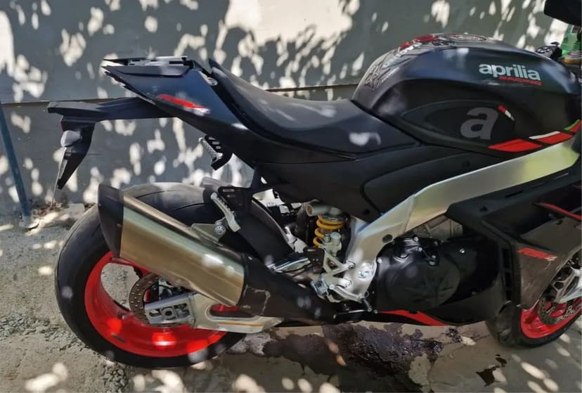 Aprilia rsv4 an 2024/218 cai