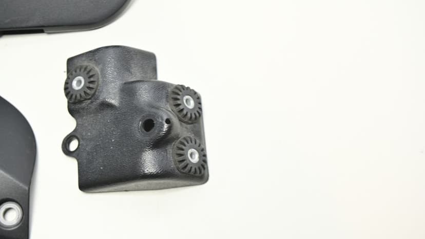 Carene Lateral Stanga Superioara Vas Expansiune Senzor Viteza Ducati