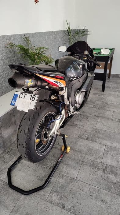 Honda cbr 1000 rr
