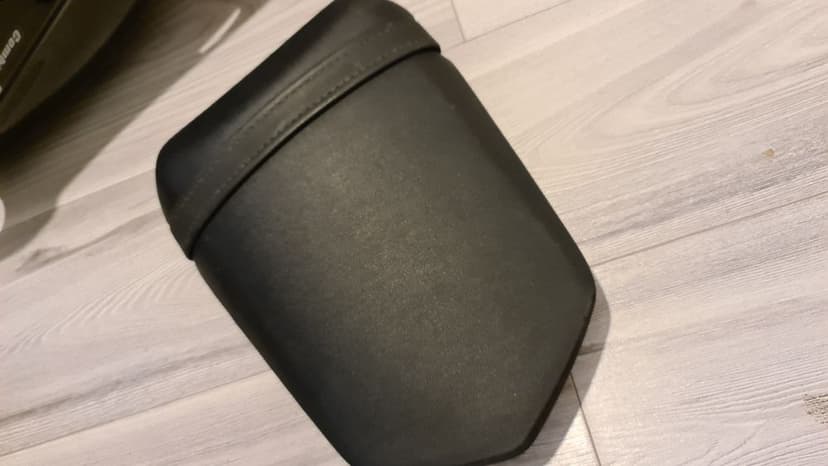 Yamaha R1 2004 2006 sa sezut pasager pilot / parbriz