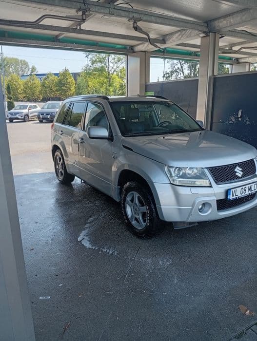 SUZUKI Grand Vitara