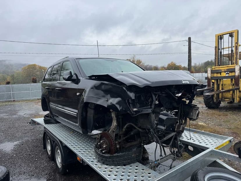 Dezmembrari Dezmembrez Piese piesa Dez Jeep Grand Cherokee 3.0 d 2007