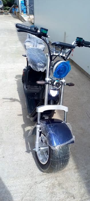 Scuter electric fara permis