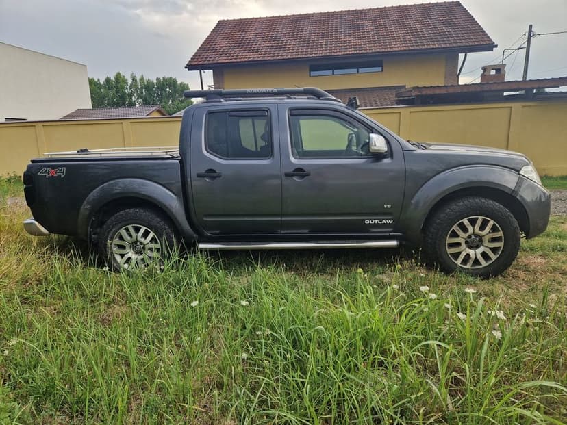 Dezmembrez Nissan Navara 3.0 v6 E5 231 cp 2010-2014 V9X