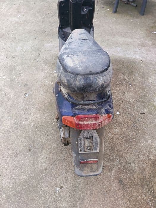 Vand sau schimb scuter