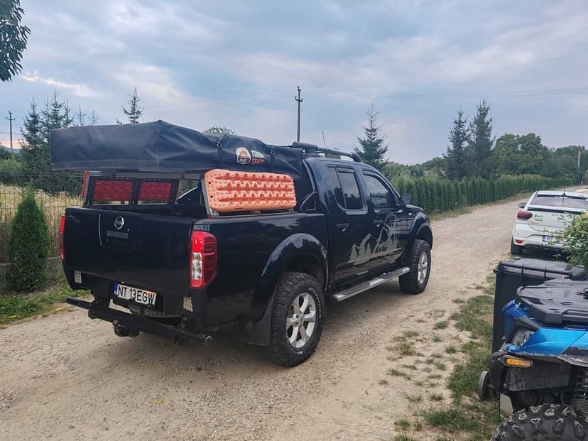 NISSAN NAVARA D40, 2.5 dci / 165.000 km