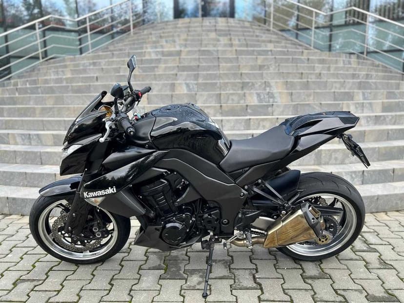 Kawasaki Z1000 ~ Garantie ~ Rate fara DOBANDA ~