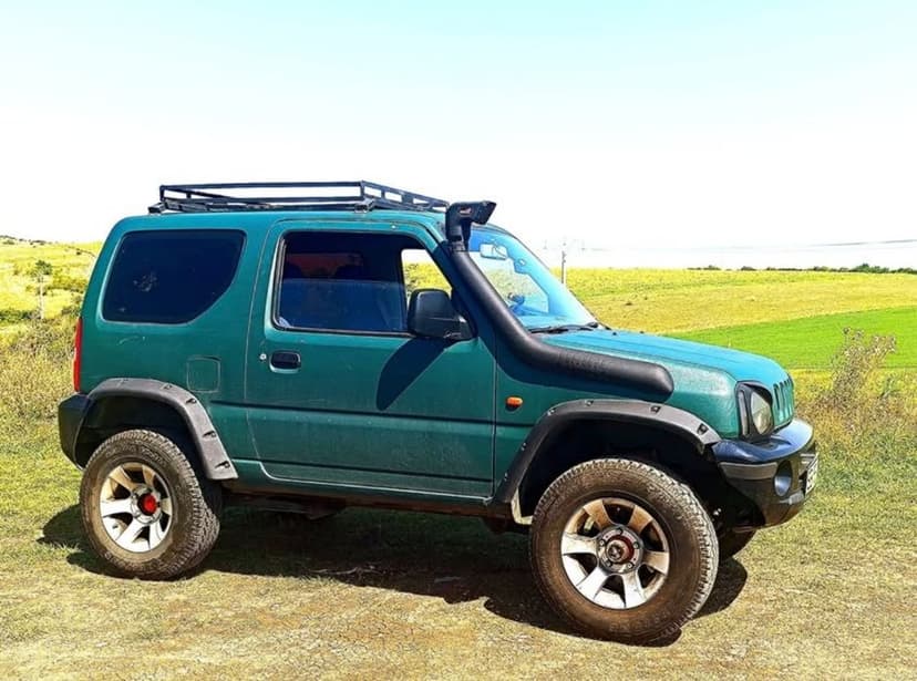 Suzuki jimny reconditionat. Vopsea Raptor. Roti 225/75/15