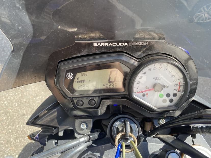 De vanzare Yamaha fz8 2012