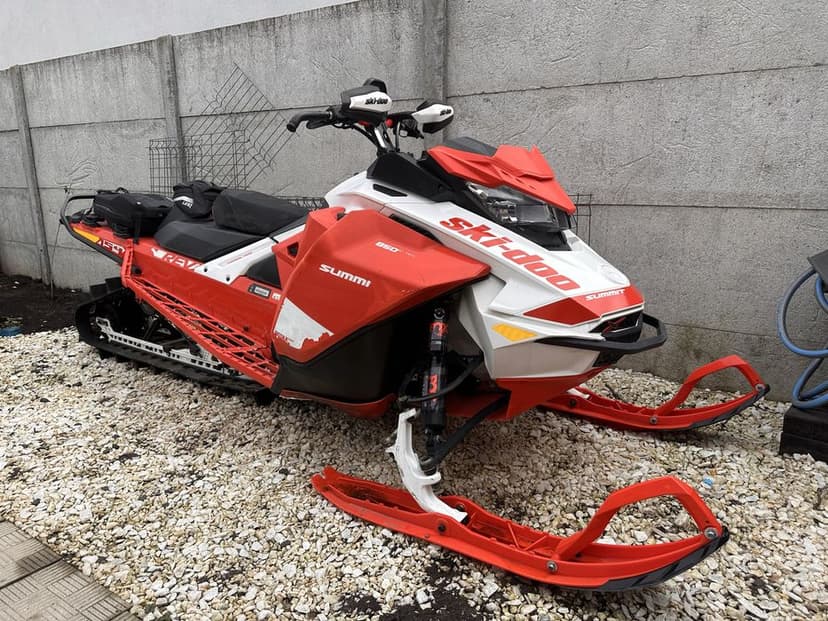Snowmobil ski-doo 850 E-tec 2020  Fox Suspension