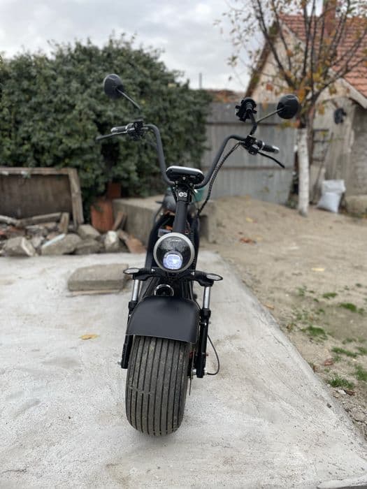 Vand scuter harley model 2025,3200 lei negociabil.