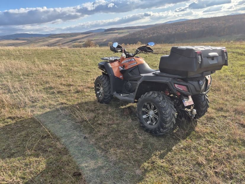 Atv cf moto 550 4x4