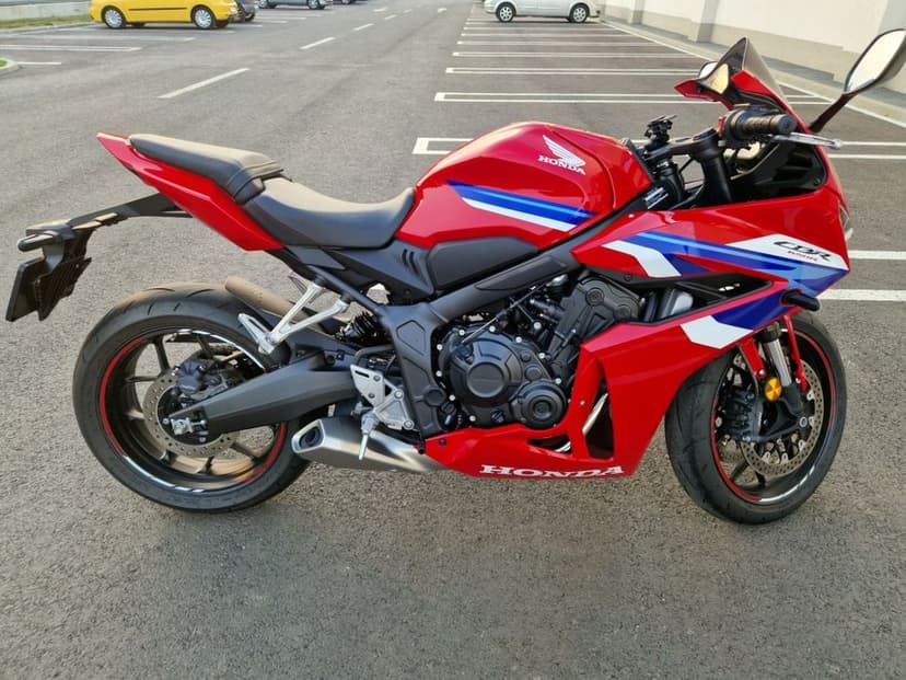 Honda CBR650R 2024