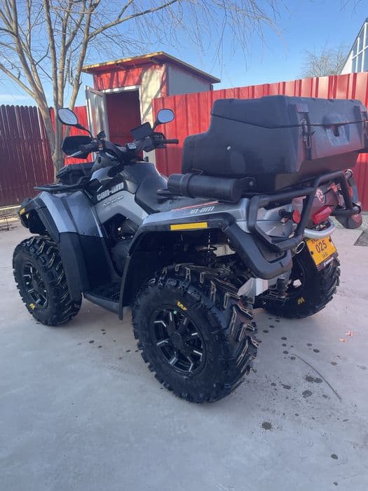 Can am Outlander 800R