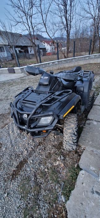 Vând Can Am outlander 800