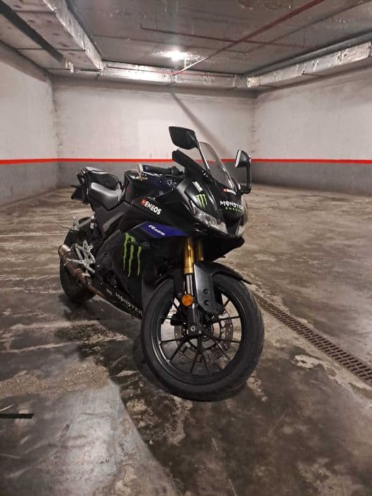 Yamaha YZF 125 Monster Edition