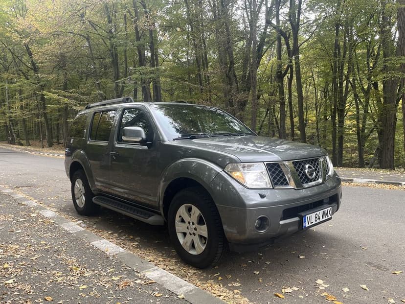 Nissan Pathfinder  R51  2.5TDI, 2009,  7 locuri, fără rugină