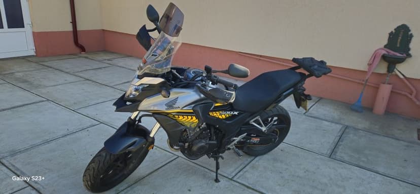 Honda cb500X.   2017