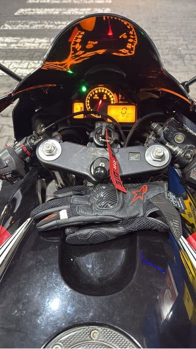 Vand/schimb Honda CBR 600 RR PC37 2004