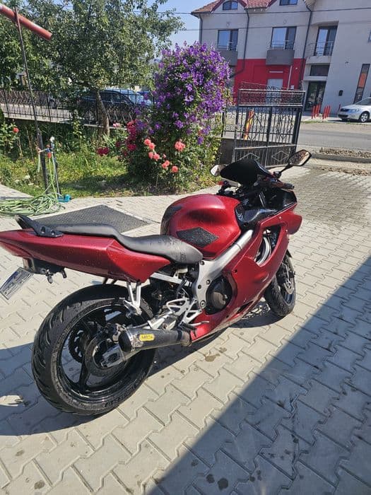Honda CBR 600 F4
