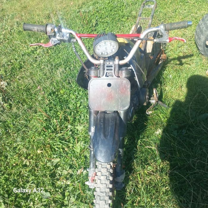 De vanzare cross și scuter