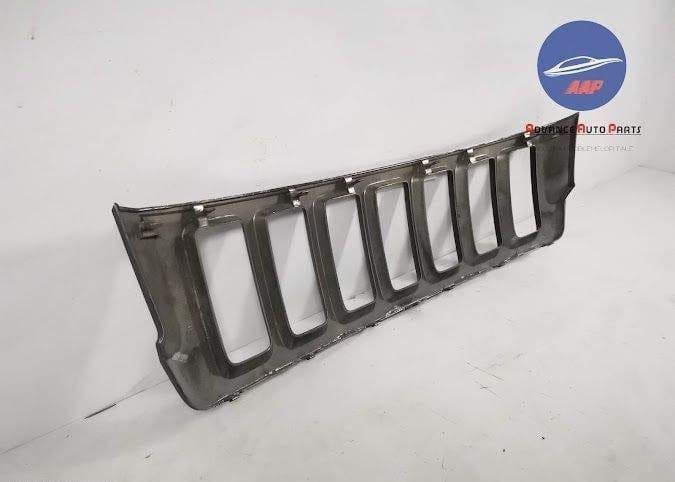 Grila Centrala originala Jeep Cherokee KK [2007 - 2013] Jeep  Cherokee
