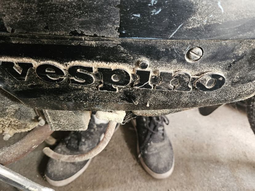 Vând scuter Vespino ..singurul defect nu are carburator