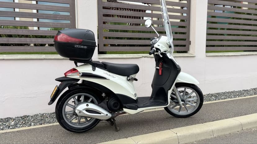 Piaggio liberty scoter 4timpi