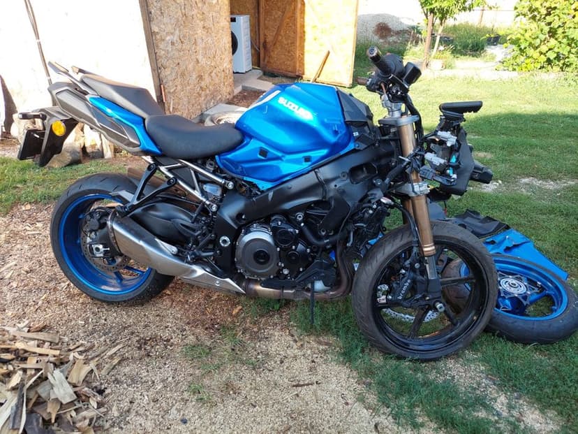 Vand Piese Suzuki GSX-S 1000 GT   2022